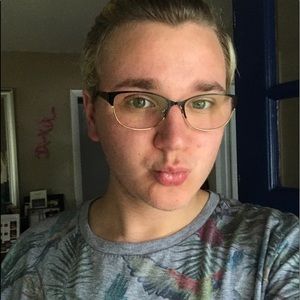 Meet your Posher, Devon